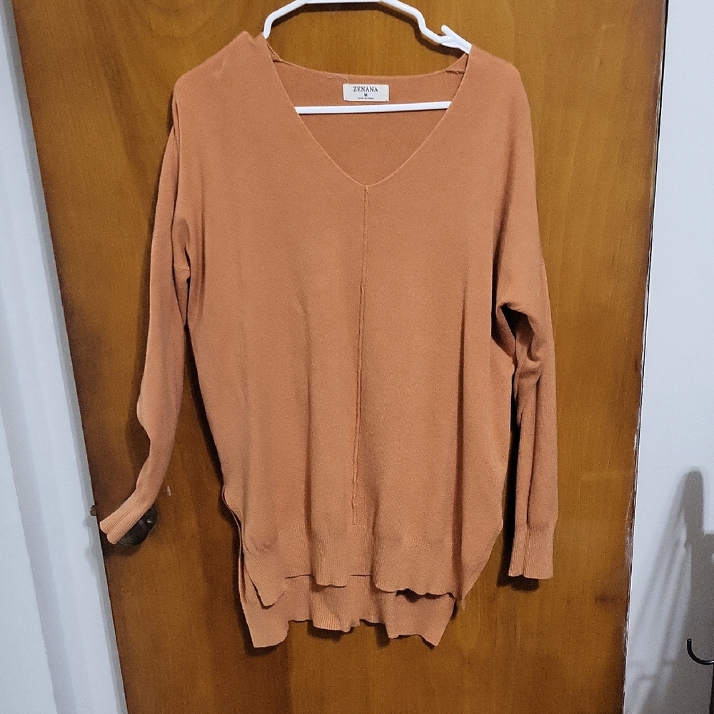 Womens Sweater Size Medium By Zenana